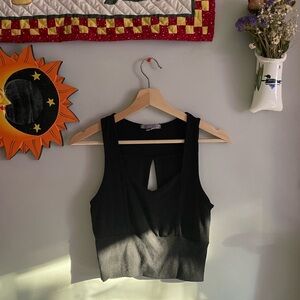 Black seamed crop top tank🍾